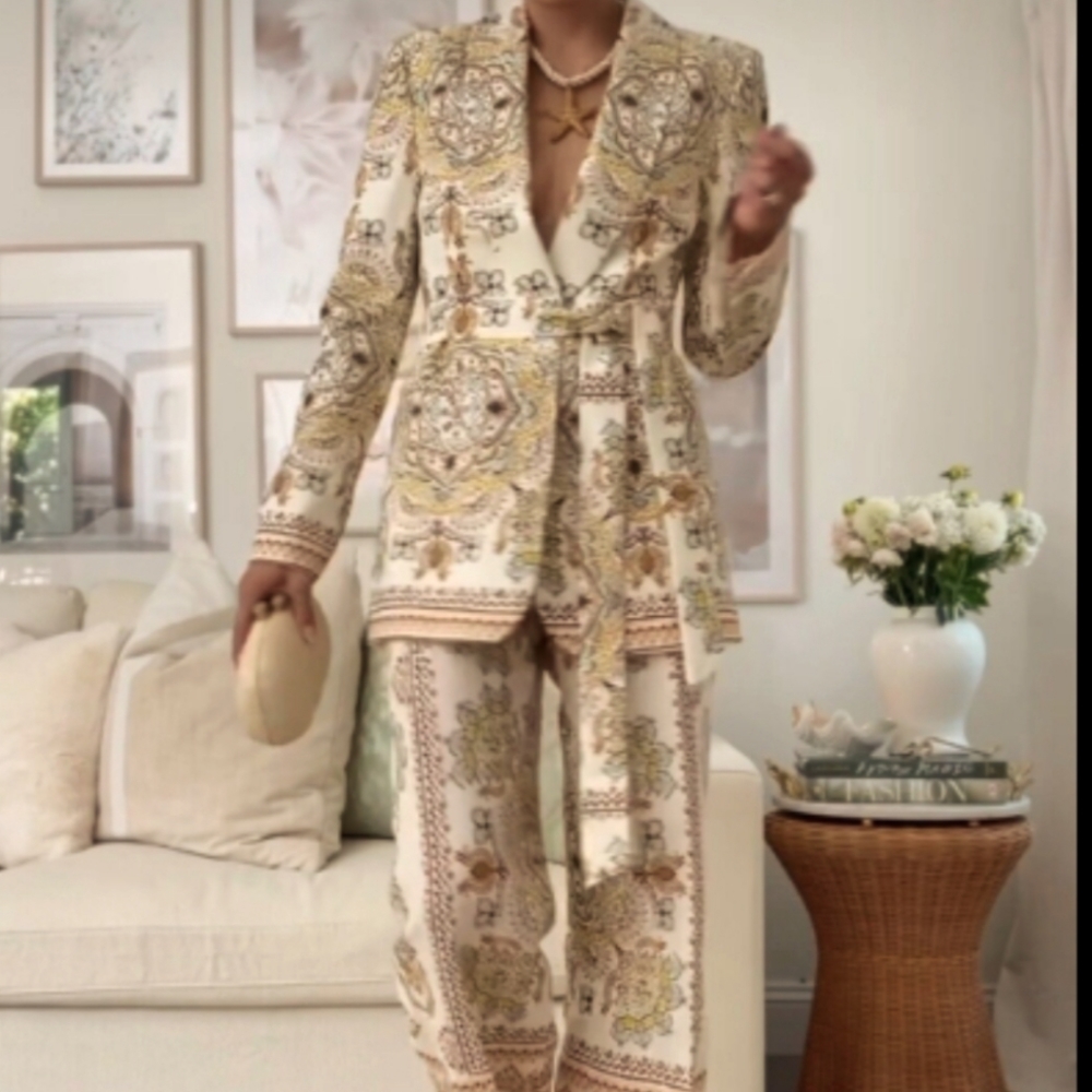 Zara XL Printed Blazer w Pants